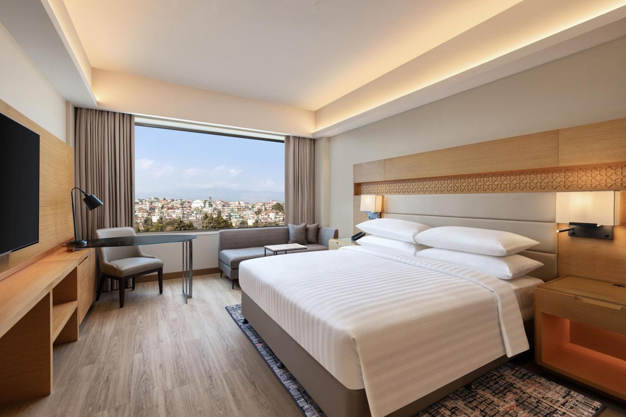ホテル Courtyard By Marriott シロン エクステリア 写真