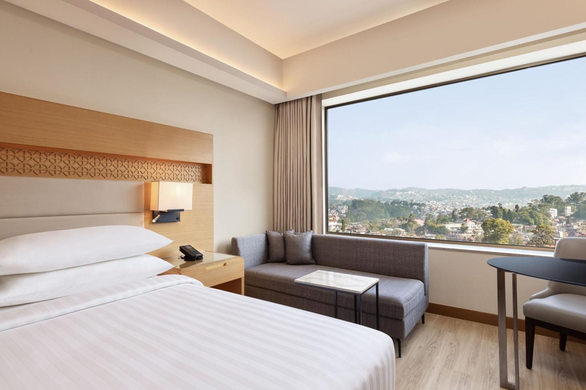 ホテル Courtyard By Marriott シロン エクステリア 写真